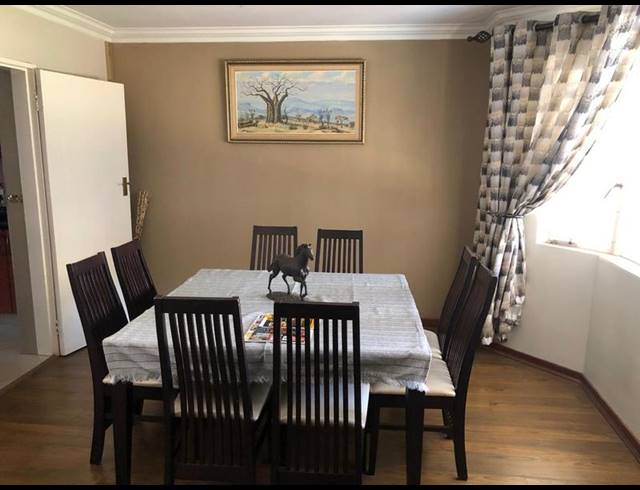 5 BEDROOM HOUSE FOR SALE IN MONTANA PARK